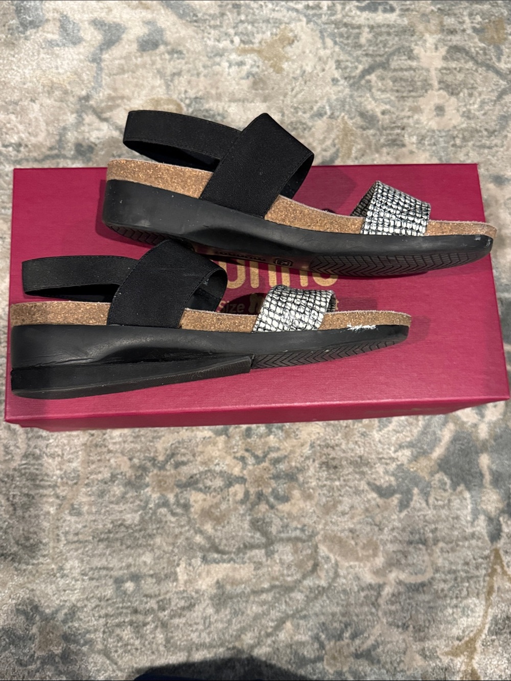 Munro Black Elastic and Silver Textured Slide Sandals - Picture 6 of 6